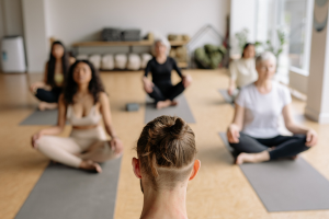 Clases de yoga semanales con Andrea Zaldua